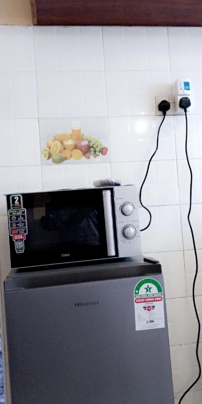 Lux Suites Bamburi Furnished Apartments Екстер'єр фото