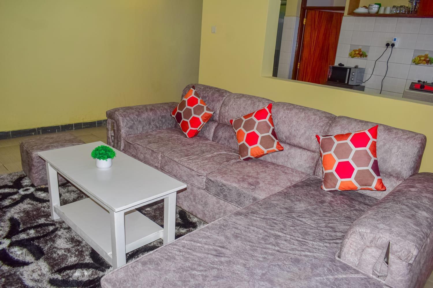 Lux Suites Bamburi Furnished Apartments Екстер'єр фото